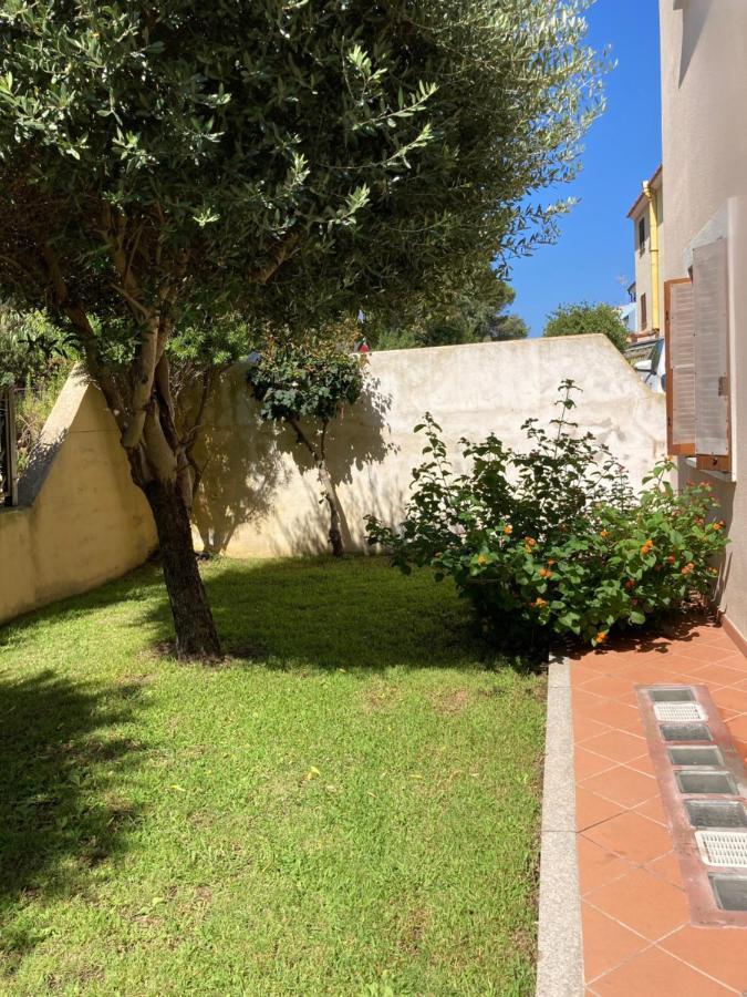 Residence Olimpo Santa Teresa Gallura Eksteriør bilde