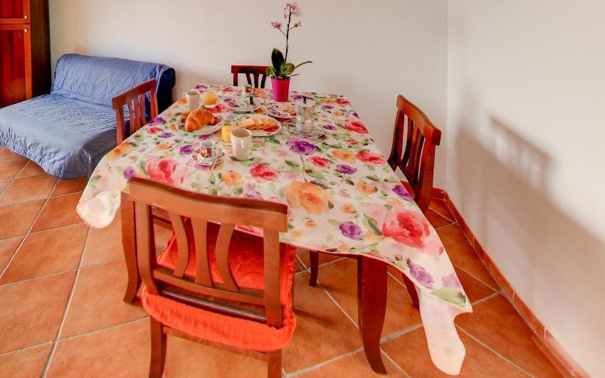 Residence Olimpo Santa Teresa Gallura Eksteriør bilde